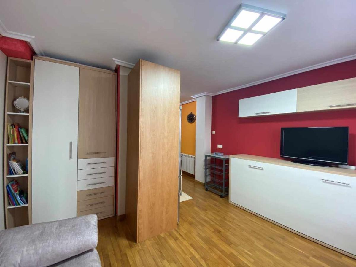וילאביצ'יוסה La Magdalena Acogedor Apartamento En Villaviciosa מראה חיצוני תמונה